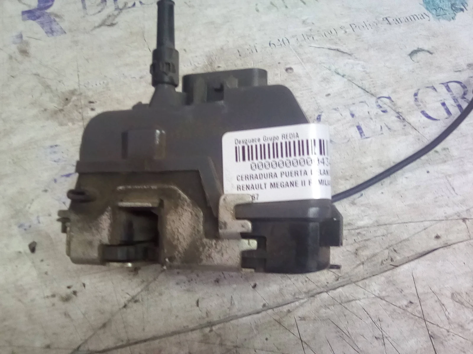 Foto de CERRADURA PUERTA DELANTERA DERECHA RENAULT MEGANE II GRANDTOUR 1.9 dCi Diesel FAP (131 CV / 96 KW) referencia 212467