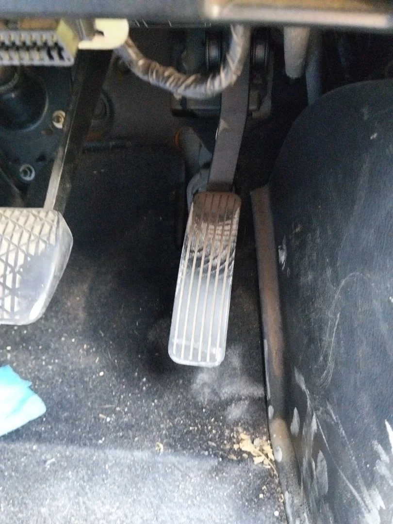 Foto de PEDAL ACELERADOR SSANGYONG REXTON 2.7 Turbodiesel CAT (160 CV / 118 KW)
