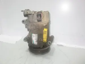 Foto de COMPRESOR AIRE ACONDICIONADO PEUGEOT 207 referencia SD6C121364F foto 4