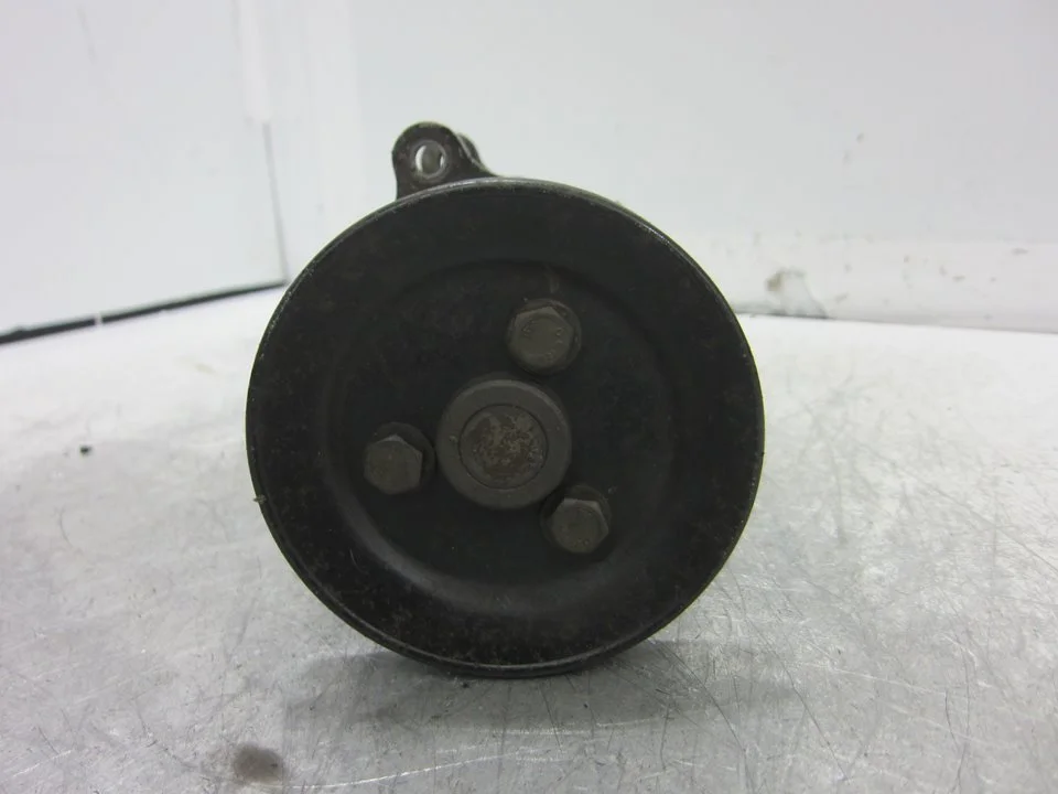Foto de BOMBA DIRECCION BMW SERIE 3 BERLINA (E36) referencia 1137835