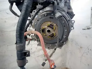 Foto de MOTOR COMPLETO TOYOTA YARIS (P13) 1.5 16V CAT (Híbrido) (75 CV / 55 KW) referencia 1NZFXE X1NP92 foto 13
