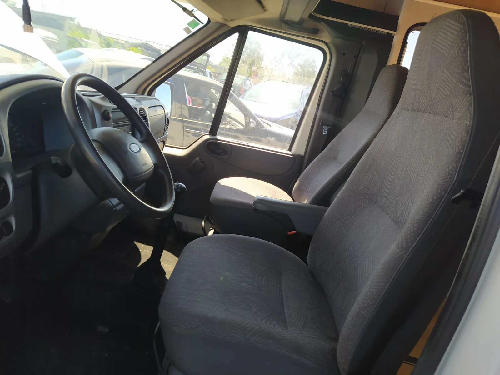 Foto de CINTURON SEGURIDAD DELANTERO IZQUIERDO FORD TRANSIT CAJA ABIERTA (FY) 2.4 TDE CAT (120 CV / 88 KW) referencia 4510835