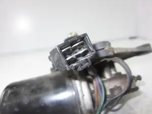 Foto de MOTOR LIMPIA DELANTERO CHEVROLET MATIZ 0.8 CAT (52 CV / 38 KW) referencia 3800957836557 foto 3