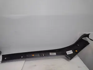 Foto de MOLDURAS DELANTERAS RENAULT SCENIC III (JZ) 1.5 dCi Diesel (106 CV / 78 KW) referencia 768350002R foto 2