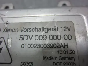 Foto de CENTRALITA FAROS XENON SKODA SUPERB (3T4) 2.0 TDI DPF (170 CV / 125 KW) referencia 5DV0090000 foto 3