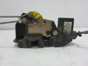 Foto de CERRADURA PUERTA TRASERA IZQUIERDA KIA CARENS (RS) 2.0 Turbodiesel CAT (113 CV / 83 KW) referencia J1J2J3 foto 4