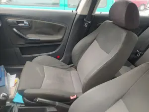 Foto de AIRBAG LATERAL DERECHO SEAT CORDOBA BERLINA (6L2) 1.4 16V (75 CV / 55 KW) referencia 6Q0880242A