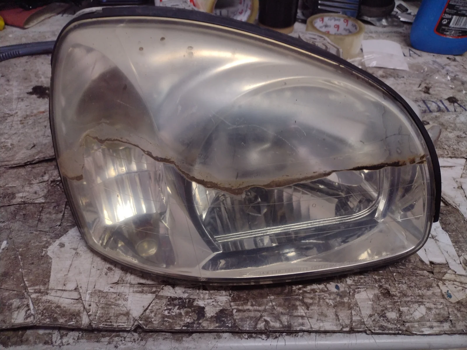 Foto de FARO DERECHO HYUNDAI SANTA FE (SM) 2.0 CRDi CAT (113 CV / 83 KW) referencia 9210226