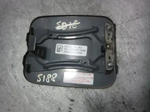 Foto de TAPA EXTERIOR COMBUSTIBLE SUZUKI IGNIS (RG/FH) 1.3 CAT (83 CV / 61 KW) referencia 6457080G00 foto 2