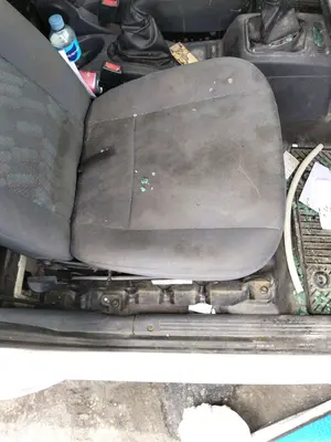 Foto de ASIENTO DELANTERO DERECHO FORD TRANSIT CONNECT (TC7) 1.8 TDCi CAT (110 CV / 81 KW)