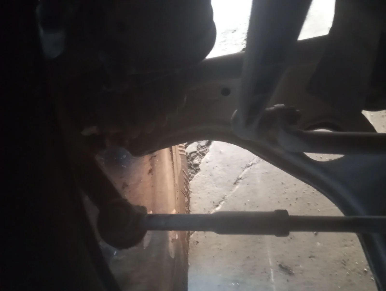 Foto de BRAZO SUSPENSION DELANTERO IZQUIERDO OPEL ASTRA G BERLINA 1.6 CAT (Z 16 SE / L55) (84 CV / 62 KW)