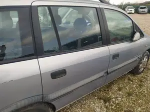 Foto de MANETA EXTERIOR TRASERA DERECHA OPEL ZAFIRA A 2.0 DTI (101 CV / 74 KW)