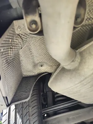 Foto de SILENCIADOR TRASERO BMW SERIE 3 BERLINA (E90) 2.0 16V Diesel (163 CV / 120 KW)