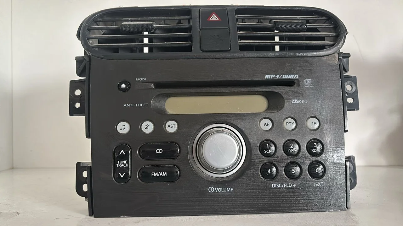 Foto de SISTEMA AUDIO / RADIO CD OPEL AGILA B 1.2 CAT (K12B / LUY) (86 CV / 63 KW) referencia 3910151K00