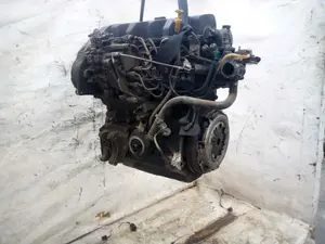 Foto de MOTOR COMPLETO CITROEN SAXO 1.5 Diesel (57 CV / 42 KW) referencia VJZTUD5 foto 4