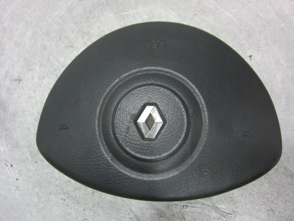 Foto de AIRBAG DELANTERO IZQUIERDO RENAULT CLIO III 1.5 dCi Diesel (68 CV / 50 KW) referencia 8200677492