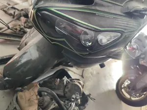 Foto de FARO DELANTERO KAWASAKI ZZR 1400 1441 cm3 - 147.2 kW (0 CV / 0 KW) foto 2