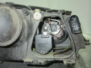 Foto de FARO IZQUIERDO VOLKSWAGEN PASSAT VARIANT (3B6) referencia 3B0941015AN foto 6