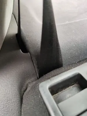 Foto de CINTURON SEGURIDAD TRASERO DERECHO VOLKSWAGEN BORA BERLINA (1J2)(1998) 1.9 TDI (110 CV / 81 KW)