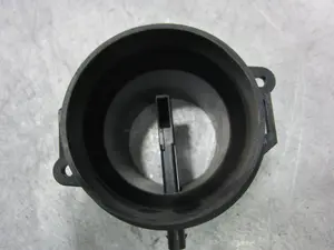 Foto de CAUDALIMETRO AUDI A5 CABRIOLET (8F7) 2.7 V6 24V TDI (190 CV / 140 KW) referencia 059906461N foto 4