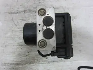 Foto de ABS SEAT LEON (1M1) 1.9 TDI (110 CV / 81 KW) referencia 1J0907379AF foto 8