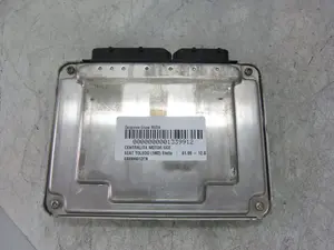 Foto de CENTRALITA MOTOR UCE SEAT TOLEDO (1M2) 1.9 TDI (90 CV / 66 KW) referencia 038906012FN foto 2