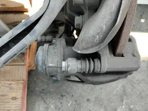 Foto de PINZA DE FRENO TRASERA DERECHA AUDI A5 COUPE (F53) 2.0 16V TDI (190 CV / 140 KW) foto 2