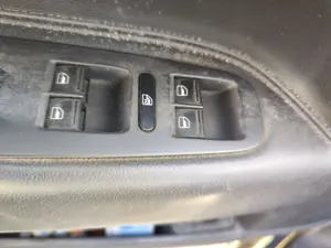 Foto de MANDO ELEVALUNAS DELANTERO IZQUIERDO VOLKSWAGEN TOUAREG (7L6) 4.2 V8 32V FSI (350 CV / 257 KW)