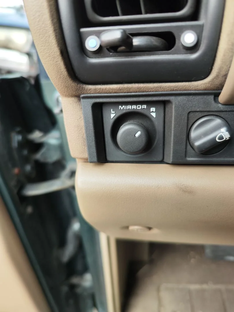 Foto de MANDO RETROVISOR LAND ROVER DISCOVERY (LT) 4.0 V8 CAT (185 CV / 136 KW)