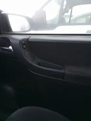 Foto de ELEVALUNAS DELANTERO DERECHO OPEL ZAFIRA A 2.0 DTI (101 CV / 74 KW)