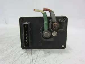 Foto de CAJA PRECALENTAMIENTO PEUGEOT 306 3/5 PT. / 4 PT. (S2) referencia 9616582380 foto 3
