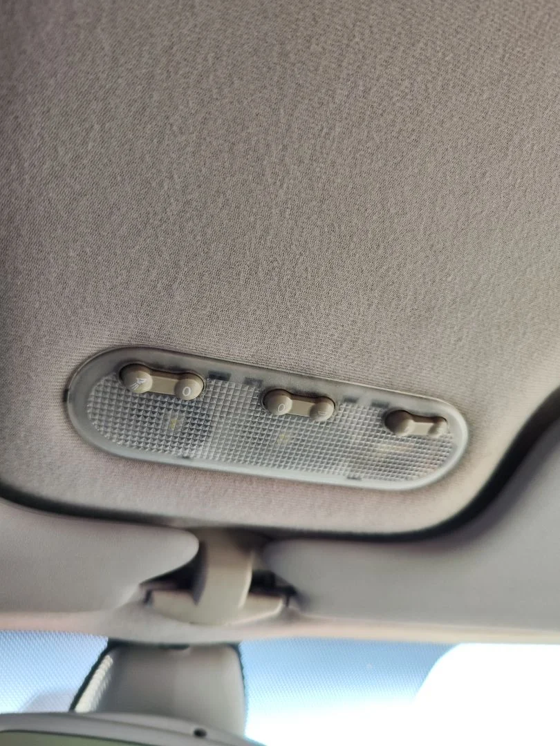 Foto de LUZ INTERIOR RENAULT MEGANE II BERLINA 3P 1.9 dCi Diesel (120 CV / 88 KW) referencia 264306391R