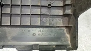 Foto de NO IDENTIFICADO CITROEN C3 1.0 VTi (68 CV / 50 KW) referencia 9688783080 foto 3