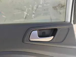 Foto de MANETA INTERIOR TRASERA IZQUIERDA HYUNDAI I20 (GB) 1.2 16V CAT (84 CV / 62 KW)