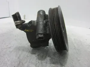Foto de BOMBA DIRECCION OPEL ASTRA F BERLINA referencia 90409232 foto 2