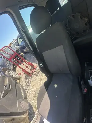 Foto de ASIENTO DELANTERO DERECHO OPEL MERIVA 1.6 16V (101 CV / 74 KW)