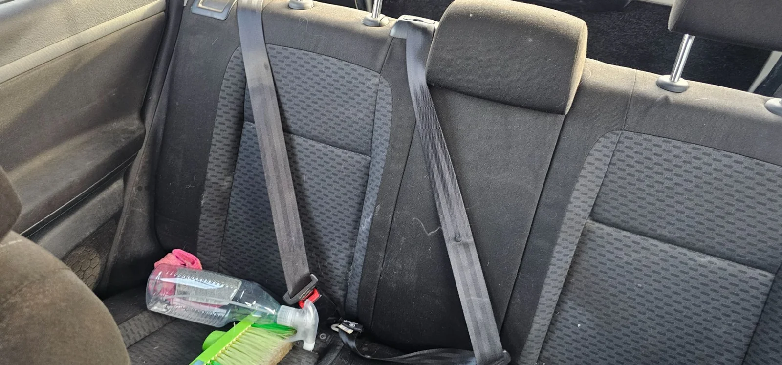 Foto de CINTURON SEGURIDAD TRASERO DERECHO SKODA FABIA (5J2) 1.2 (60 CV / 44 KW)