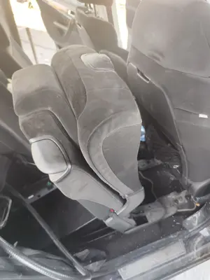 Foto de ASIENTOS TRASERO DERECHO CITROEN GRAND C4 PICASSO 1.6 16V HDi FAP (109 CV / 80 KW)