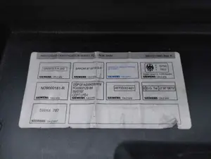 Foto de GUANTERA BMW SERIE 3 BERLINA (E46) 2.0 16V Diesel CAT (136 CV / 100 KW) foto 2