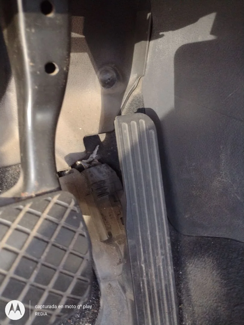Foto de PEDAL ACELERADOR VOLKSWAGEN TOURAN (1T2) 1.9 TDI (105 CV / 77 KW)