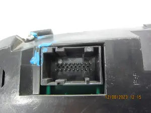 Foto de CUADRO INSTRUMENTOS FIAT GRANDE PUNTO (199) referencia 5550011005 foto 7