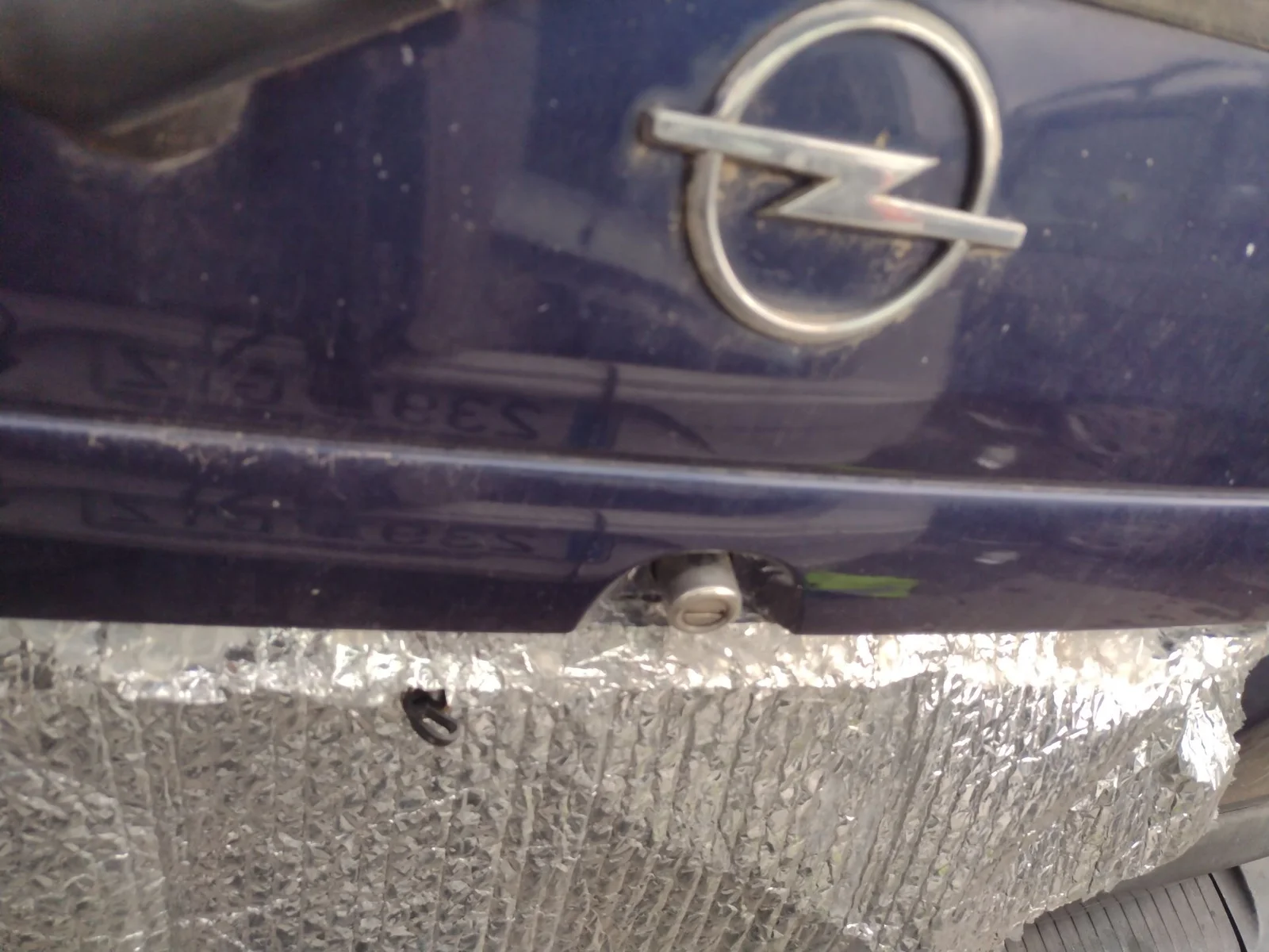 Foto de CERRADURA MALETERO / PORTON OPEL ZAFIRA A 2.0 DTI (101 CV / 74 KW)