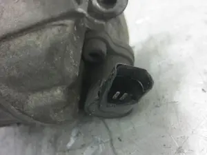 Foto de COMPRESOR AIRE ACONDICIONADO VOLKSWAGEN GOLF V (1K1)(10.2003) referencia 1K0820803C foto 6