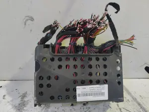 Foto de CAJA RELES / FUSIBLES OPEL ZAFIRA A 2.0 DTI (101 CV / 74 KW) referencia 15344887 foto 3