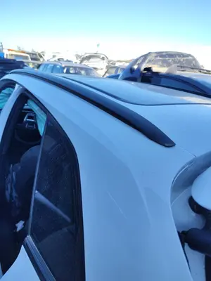 Foto de BARRAS TECHO AUDI Q5 FYG Híbrido 220 kW (2.0 Ltr. - 195 kW TFSI) (299 CV / 220 KW) referencia 80A860021M foto 3