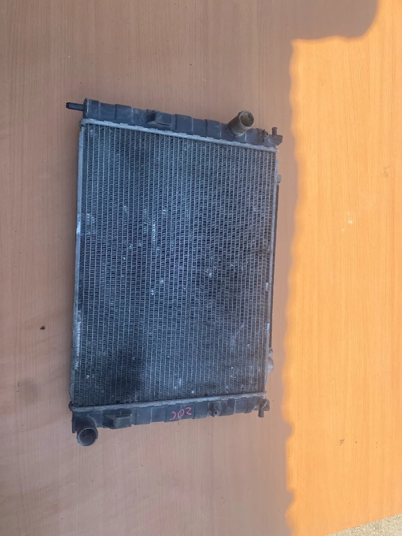 Foto de RADIADOR AGUA FIAT STRADA (278) 1.7 Turbodiesel (69 CV / 51 KW)