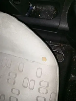 Foto de ASIENTO DELANTERO DERECHO FORD FIESTA (CBK) 1.25 16V CAT (69 CV / 51 KW) referencia 1566599 foto 3