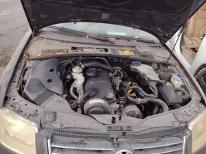 Foto de CLAXON VOLKSWAGEN PASSAT BERLINA (3B3) 1.9 TDI (131 CV / 96 KW) referencia 3U0951206A