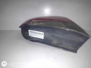 Foto de PILOTO TRASERO DERECHO MG ROVER ROVER 75 (RJ) 2.0 16V CDT (116 CV / 85 KW) referencia 263142 foto 6