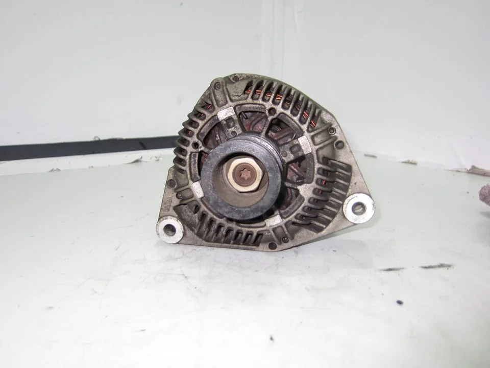 Foto de ALTERNADOR MERCEDES-BENZ SLK (BM 170) ROADSTER referencia 2541960B
